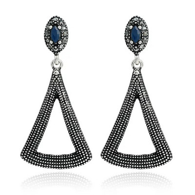 Háromszög alakú női fülbevaló