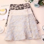 Pielāgoti sieviešu īsi svārki ar augstu vidukli un pogām