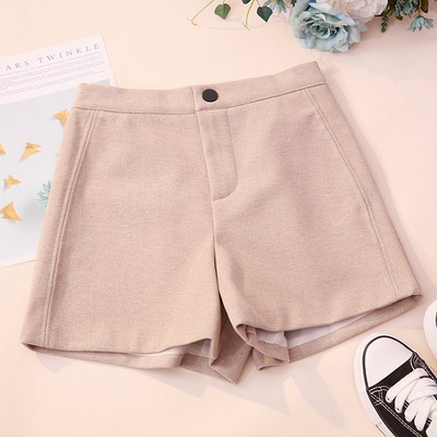 Naiste lühikesed püksid kõrge vöökohaga tavaline mudel