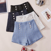 Naujo modelio aktualūs šortai aukštu juosmeniu ir sagomis