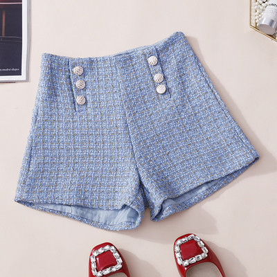 Naujo modelio aktualūs šortai aukštu juosmeniu ir sagomis