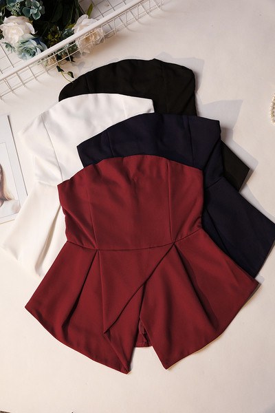 Stiilne naiste top-lõikega mudel ilma rihmadeta