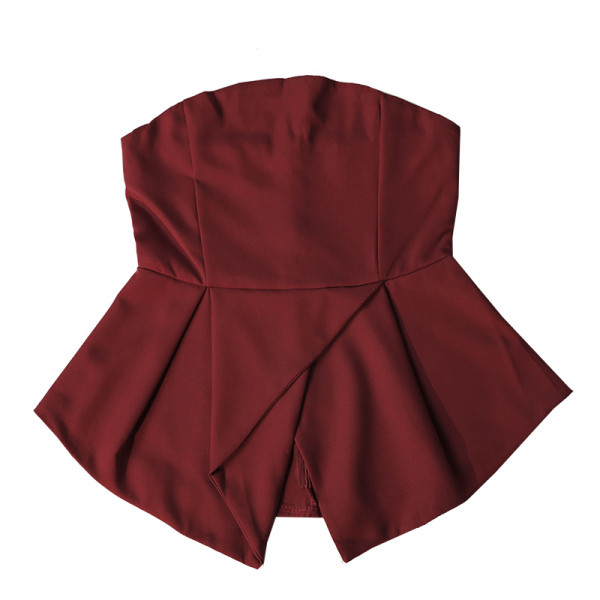 Stiilne naiste top-lõikega mudel ilma rihmadeta