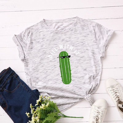 Női pólók színes rátéttel és felirattal, rövid ujjal