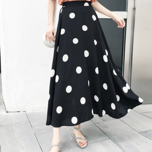 Modern női pöttyös szoknya zsebekkel