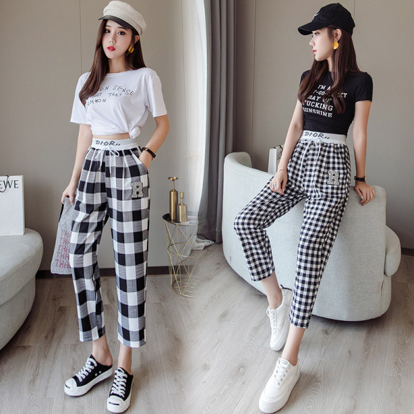 Ležerne ženske karirane hlače s visokim strukom
