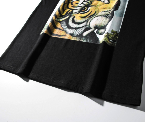 Naujo modelio unisex marškinėliai su aplikacijomis ir trumpomis rankovėmis