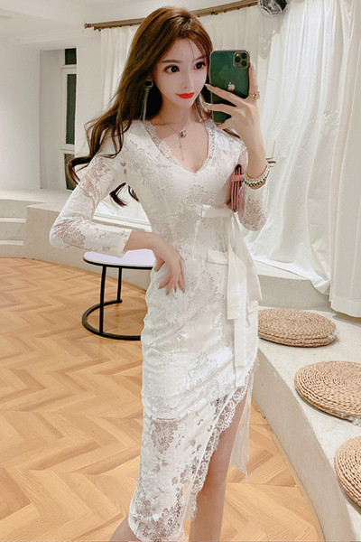 Naiste asümmeetriline pits- ja spitsikaelusega kleit