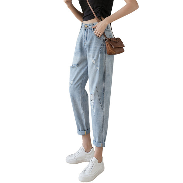 Model nou de blugi dama - talie inalta si motive rupte