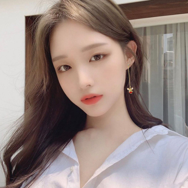 Cercei de dama cu pandantiv mouse