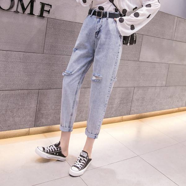 Magas derekú széles női farmer új modellje