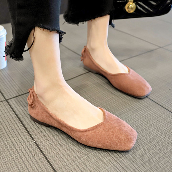 Ležerne ženske antilop cipele s ravnim potplatom