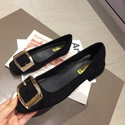 Modernūs moteriški batai su metaline sagtimi