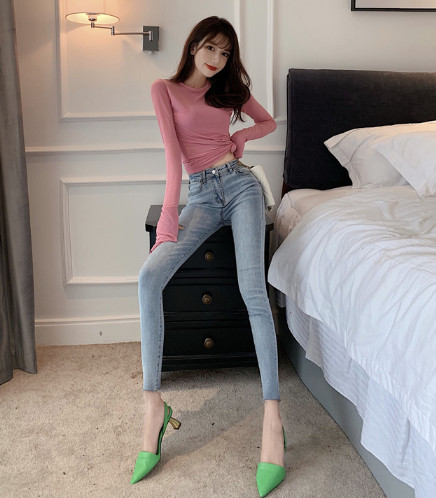 Testre szabott női farmer új modellje, magas derékkal, szakadt kék motívummal