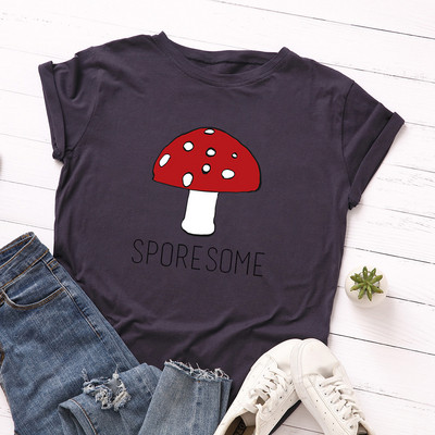 Tricou de damă cu aplicație colorată, mâneci scurte și decolteu oval