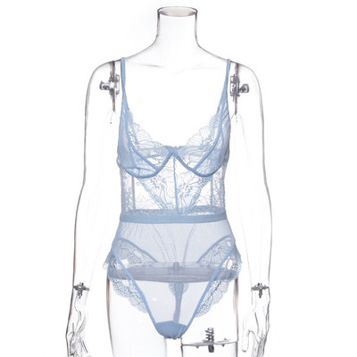 Modern női csipke body vékony pántokkal