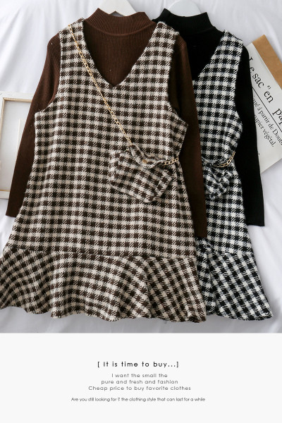 Retro sieviešu rūtainā kleita + maza somiņa ar metāla ķēdīti