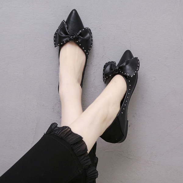 Kožne ženske casual cipele s ravnim potplatom s trakom