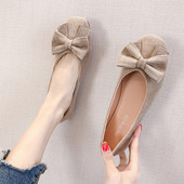 Zomšiniai moteriški laisvalaikio batai plokščiu padu ir kaspinu