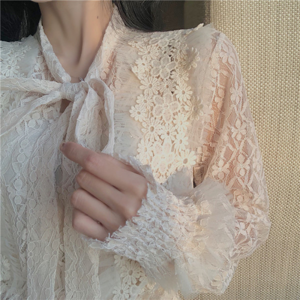 Rochie de dama vintage din dantela cu guler cu panglica