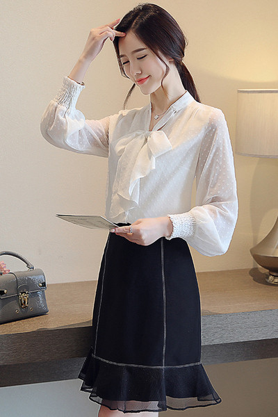 Camasa de dama model nou cu maneci largi si panglica