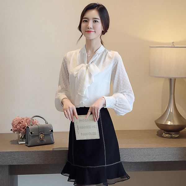 Camasa de dama model nou cu maneci largi si panglica