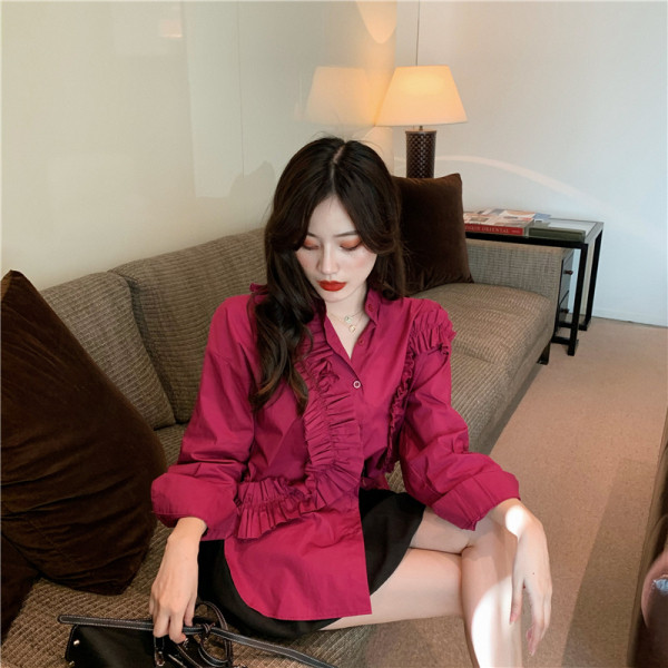 Ženska košulja od šifona na kovrče