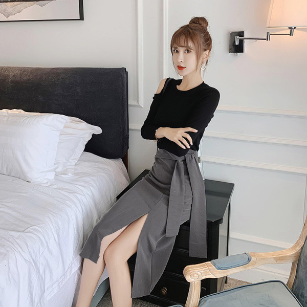 Női alkalmi szoknya magas derékkal és hasítékkal