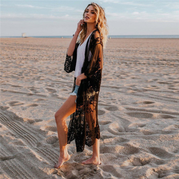 Női hosszú pareo csipkével és hosszú ujjal
