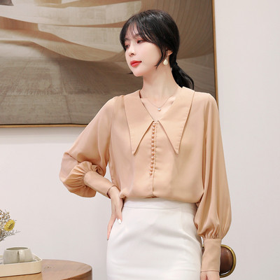 Női alkalmi ing spitz nyakkivágással, gombokkal és hosszú ujjakkal