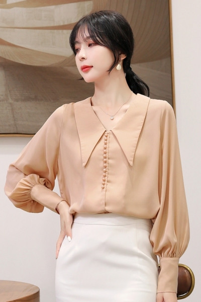 Női alkalmi ing spitz nyakkivágással, gombokkal és hosszú ujjakkal