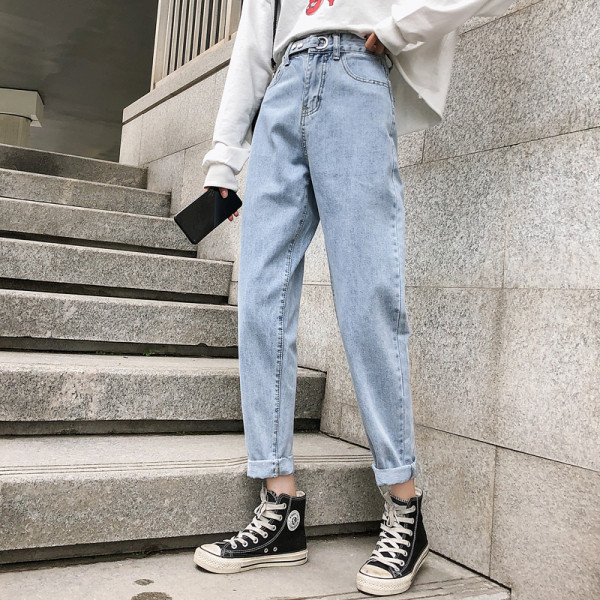 Alkalmi női farmer magas derékkal - széles modellel