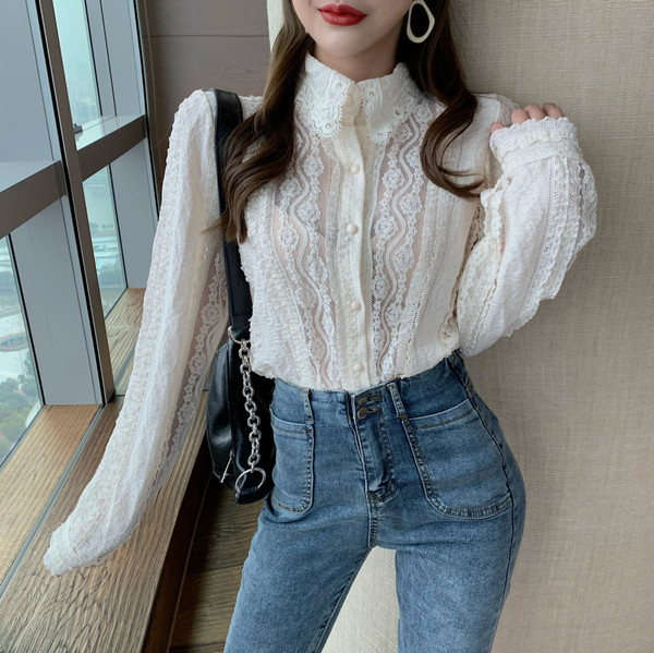 Pavasariniai moteriški nėriniuoti marškiniai