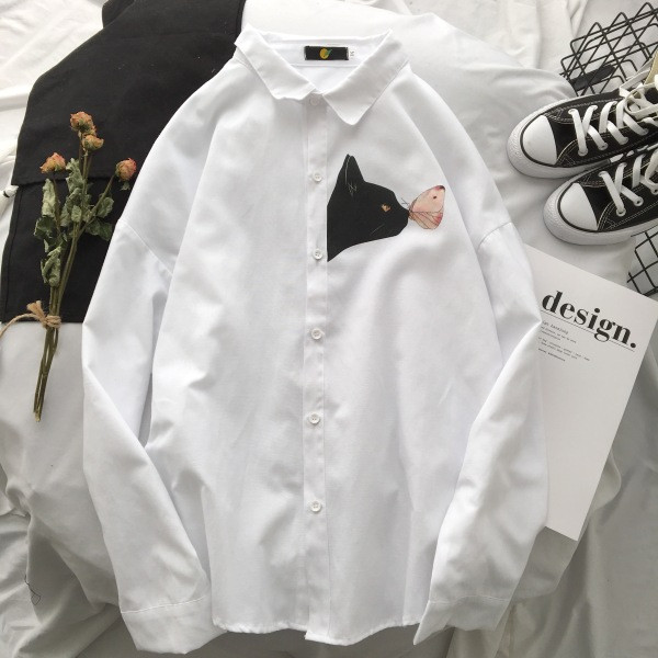 Vīriešu moderns krekls ar klasisku apkakli, garām piedurknēm un aplikāciju