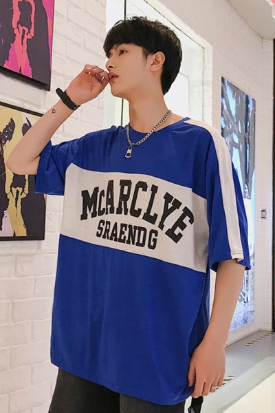 Tricou bărbați model larg cu mâneci scurte și inscripție