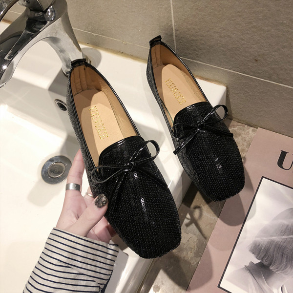 Női alkalmi flitteres cipő lapos talppal és szalaggal