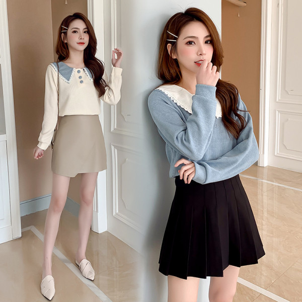 Šiuolaikinė moteriška palaidinė su ovalia iškirpte ir sagomis