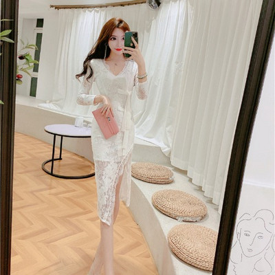 Rochie moderna de dama lunga din dantela cu maneci 3/4 si crapatura