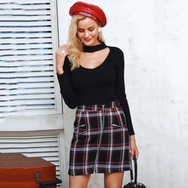 Modern női kockás szoknya magas derékkal és cipzárral