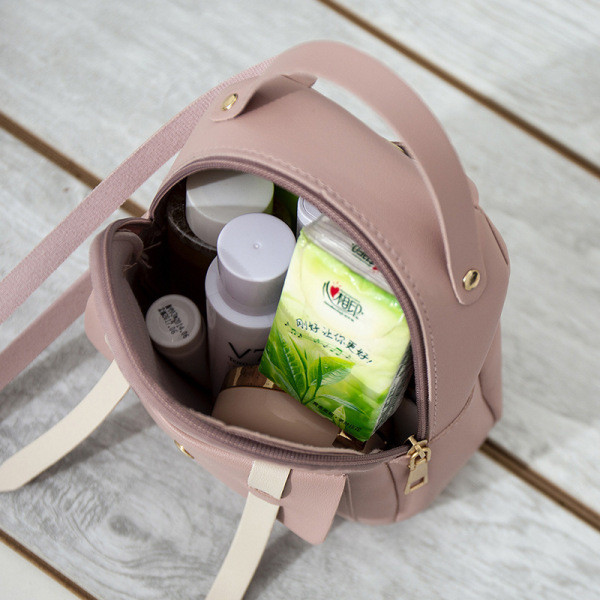 Sieviešu ikdienas mugursoma ar rāvējslēdzēju un lielu priekšējo kabatu