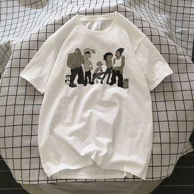 Moderna muška majica s printom i ovalnim izrezom