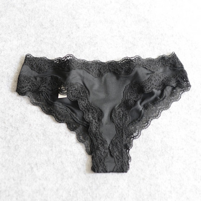 Naiste vabaaja pitsist bikiinid