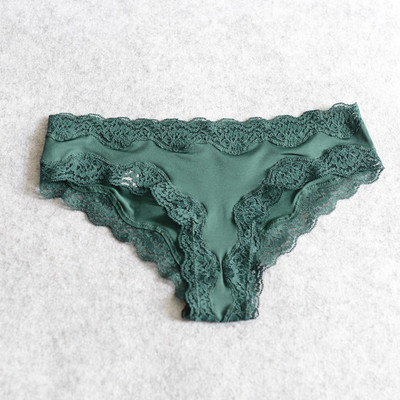 Naiste vabaaja pitsist bikiinid