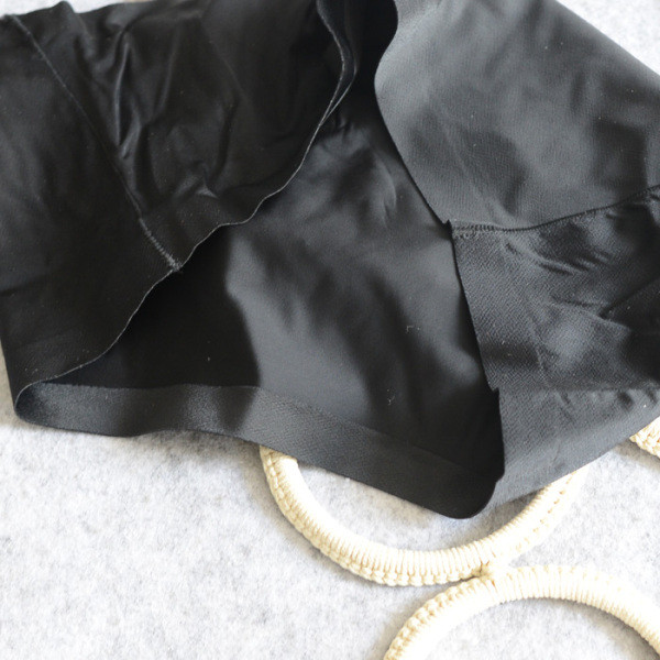 Ženski bešavni bikini u crnoj boji