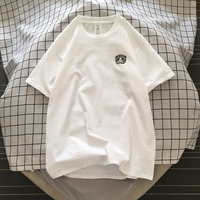 Tricou barbatesc modern cu maneca scurta si broderie in forma de pisoi