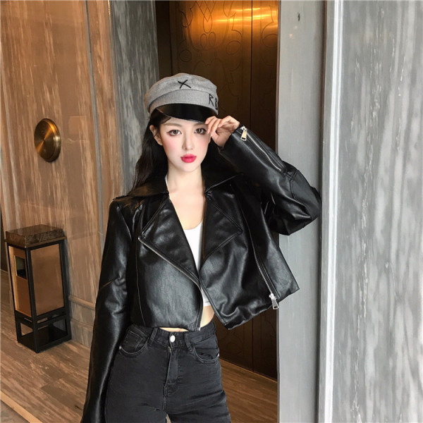 Īsa sieviešu ādas jaka bez aizdares