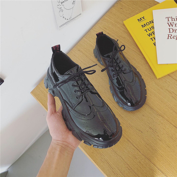 Pantofi casual dama din piele ecologica cu talpa aspra