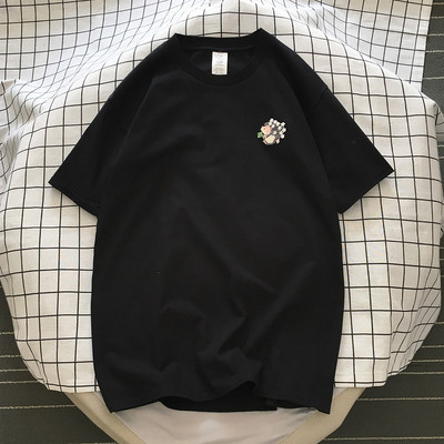 Pašreizējais vīriešu t-krekls ar izšuvumu ezīša formā