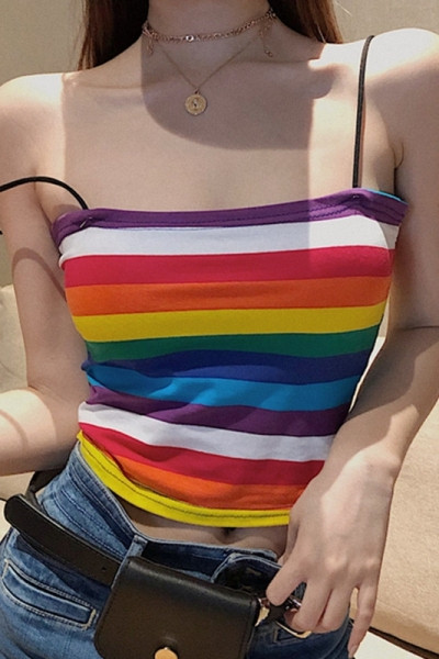 Svītrains sieviešu topiņš ar plānām lencēm