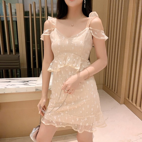 Rochie moderna de dama cu decolteu in V si dantela